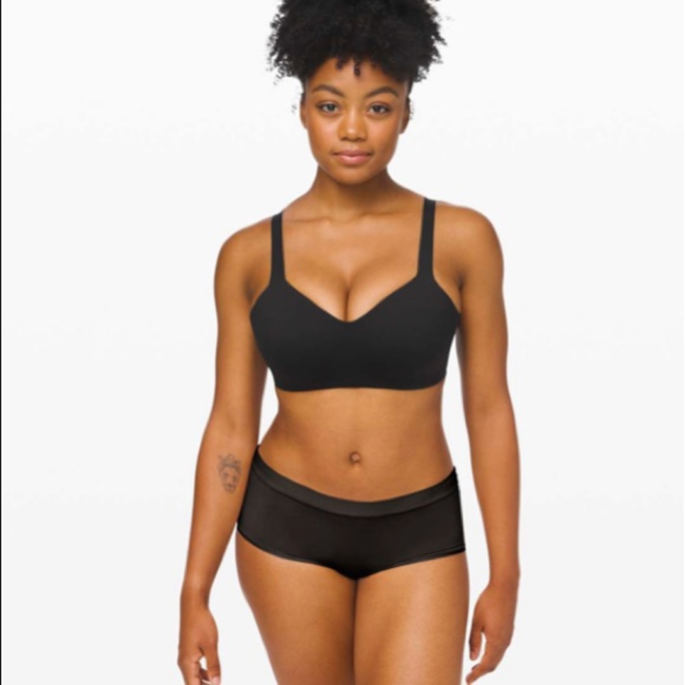Lululemon Hold True Bra